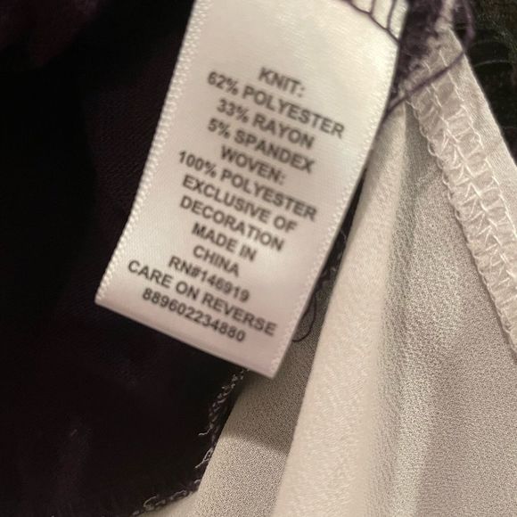 ELLE Women's Lace Trim Mock-Layer Top - Large - Picture 5 of 7